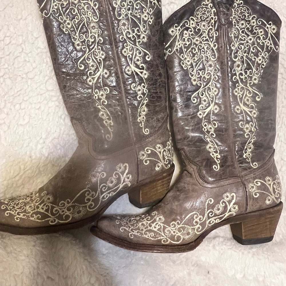 Tan Leather Cowboy Boots